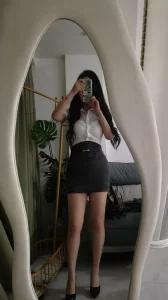 [原创]御姐刚下班就穿工作服出来约会